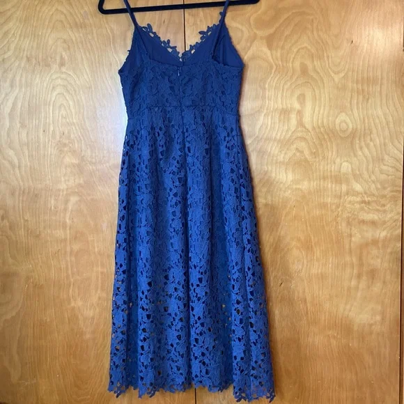 ASTR Lace A-Line Sleeveless V-Neck Midi Dress A figure-flattering closet staple. - Picture 7 of 12